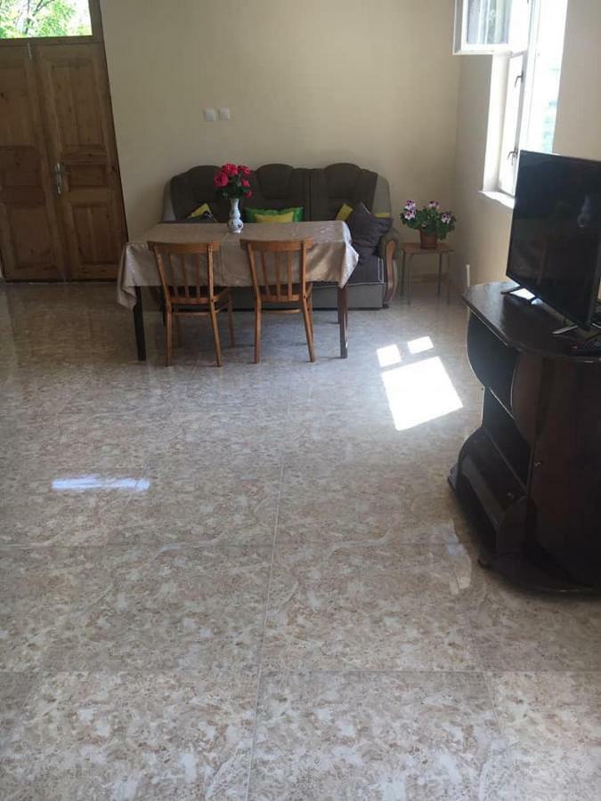 גוריס Nnn Guest House מראה חיצוני תמונה