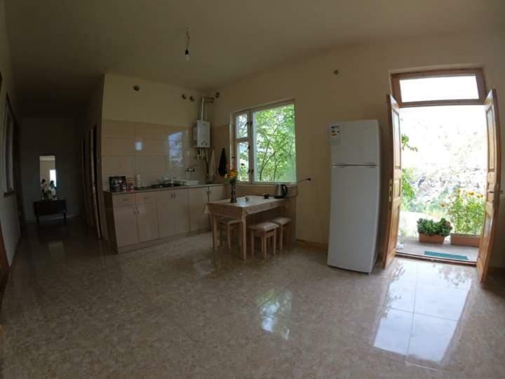 גוריס Nnn Guest House מראה חיצוני תמונה