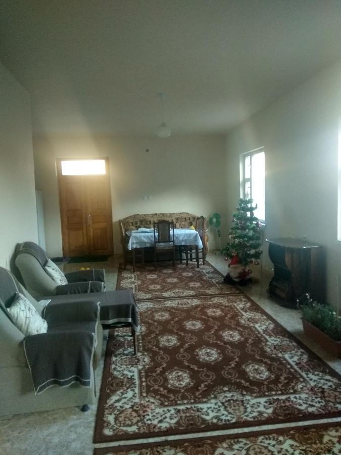 גוריס Nnn Guest House מראה חיצוני תמונה